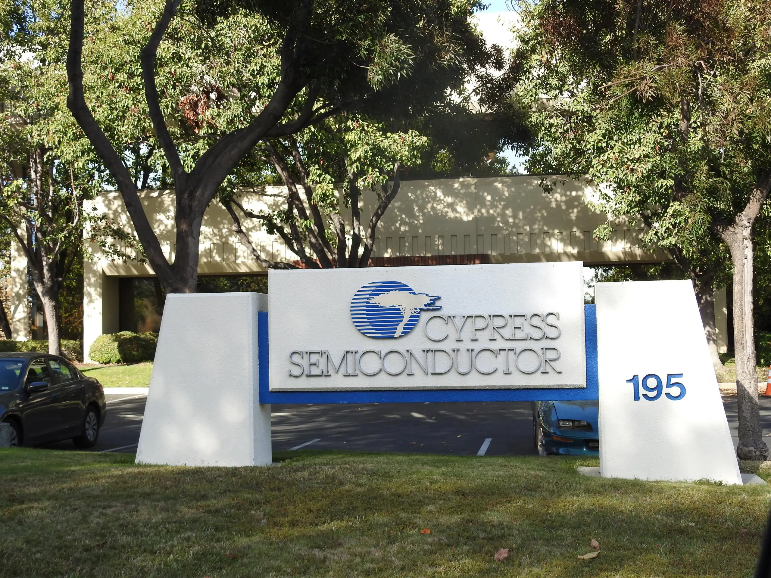 Cypress semiconductor